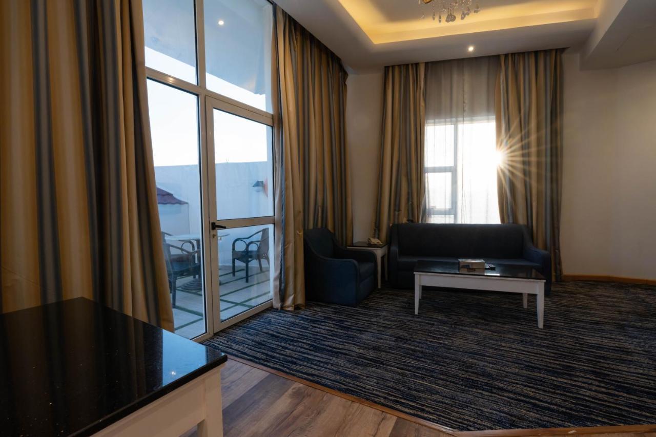 Platinum Al Khamseen Ta'if Buitenkant foto